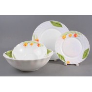 Plates, bowls (21)